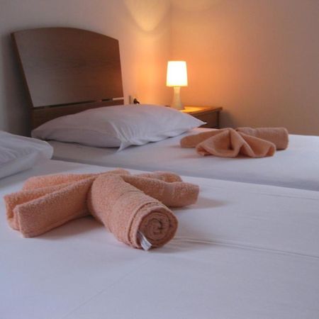 Apartments Drobni Pijesak Petrovac Bilik gambar