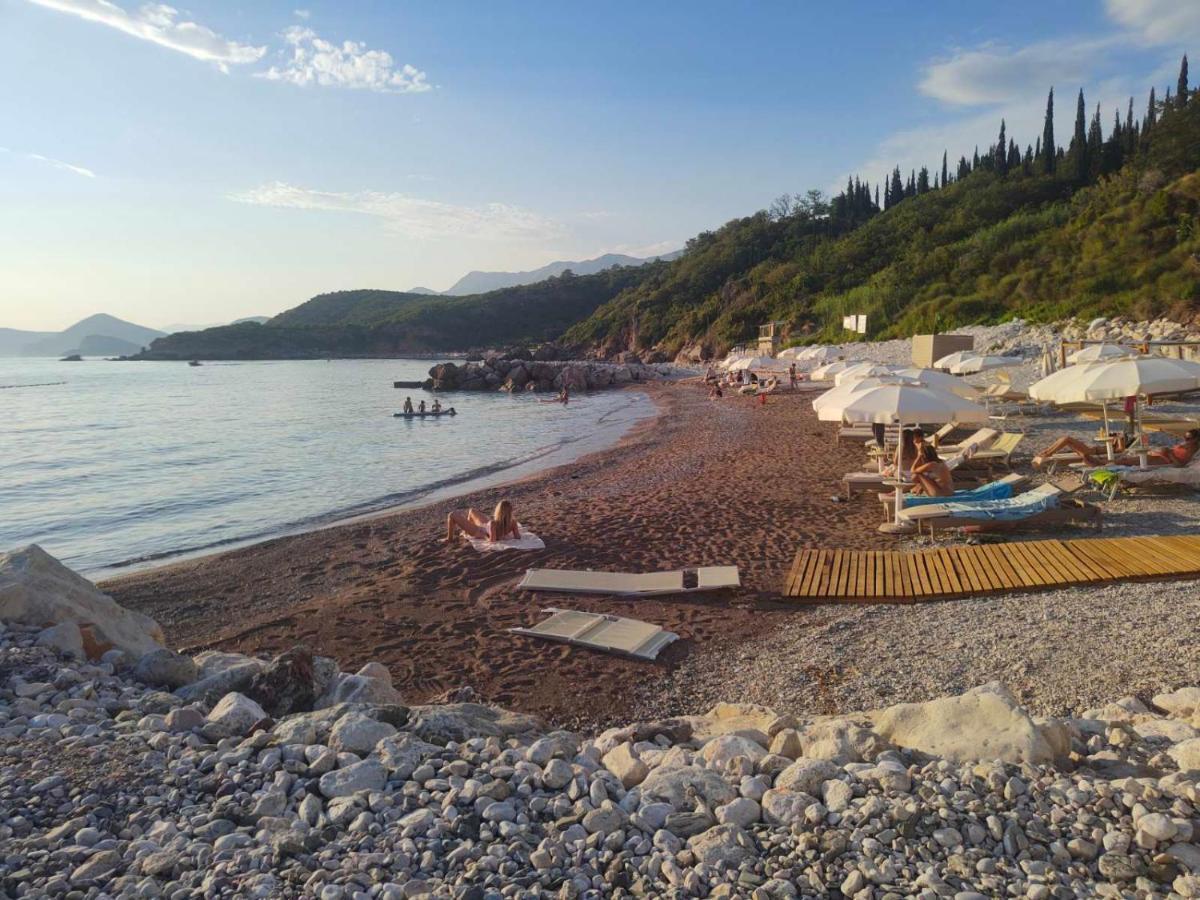 Apartments Drobni Pijesak Petrovac Luaran gambar