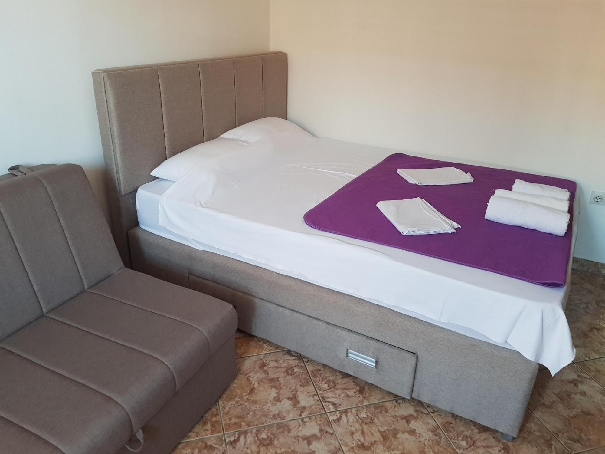 Apartments Drobni Pijesak Petrovac Bilik gambar