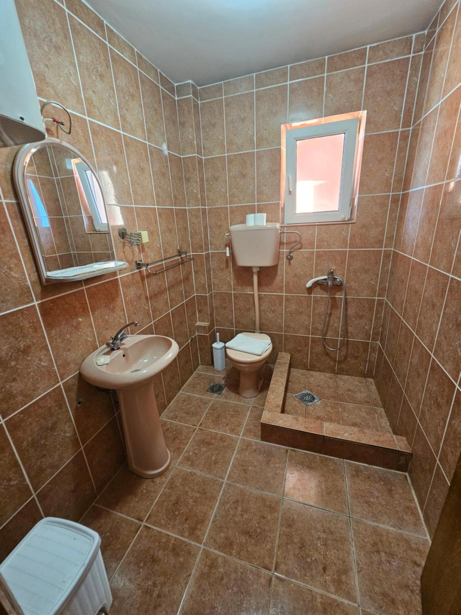 Apartments Drobni Pijesak Petrovac Bilik gambar