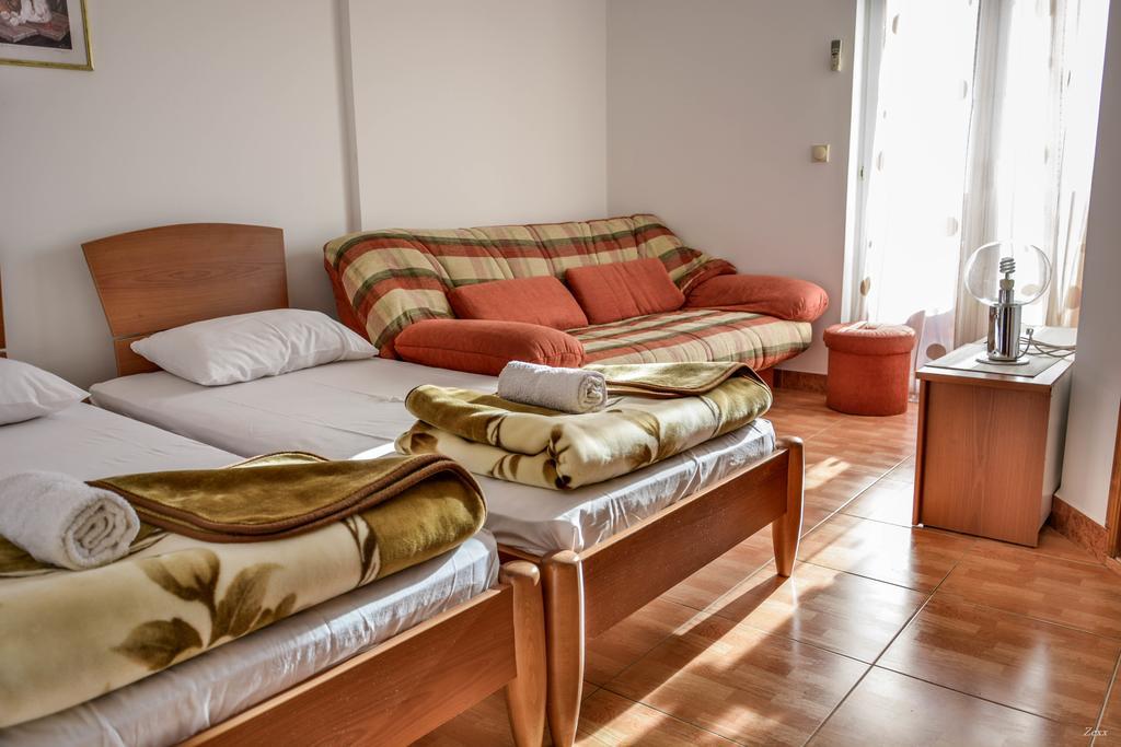 Apartments Drobni Pijesak Petrovac Luaran gambar