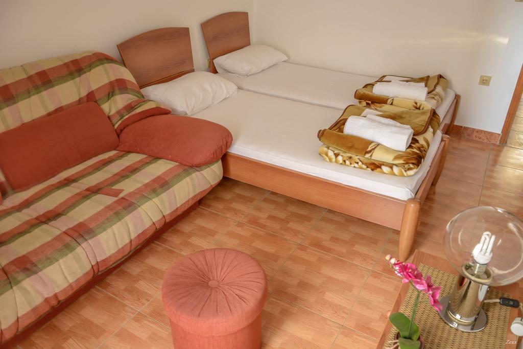 Apartments Drobni Pijesak Petrovac Luaran gambar