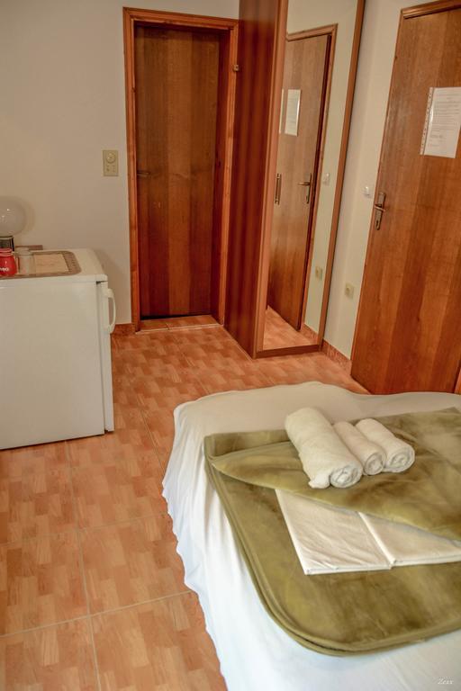 Apartments Drobni Pijesak Petrovac Luaran gambar