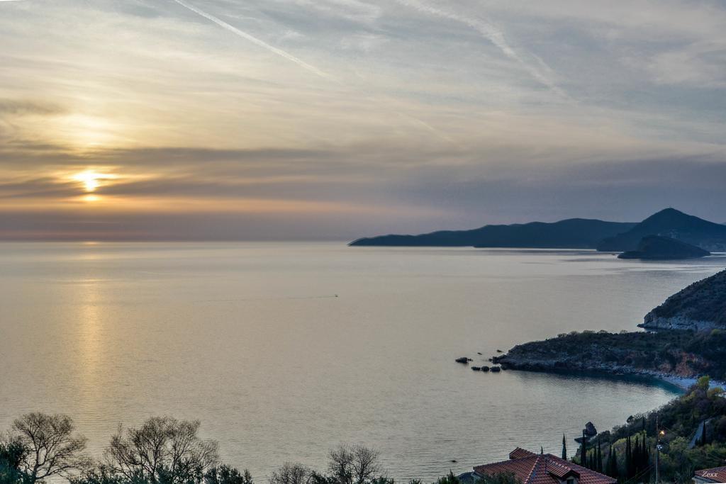 Apartments Drobni Pijesak Petrovac Bilik gambar