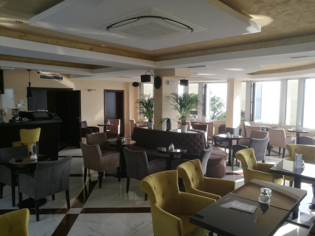 Apartments Drobni Pijesak Petrovac Luaran gambar